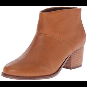 TOMS boots